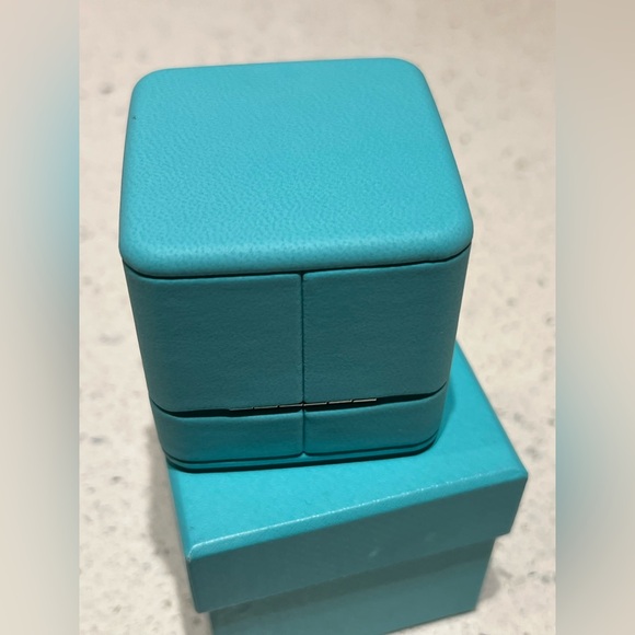 Tiffany and co ring box and case - Picture 3 of 5